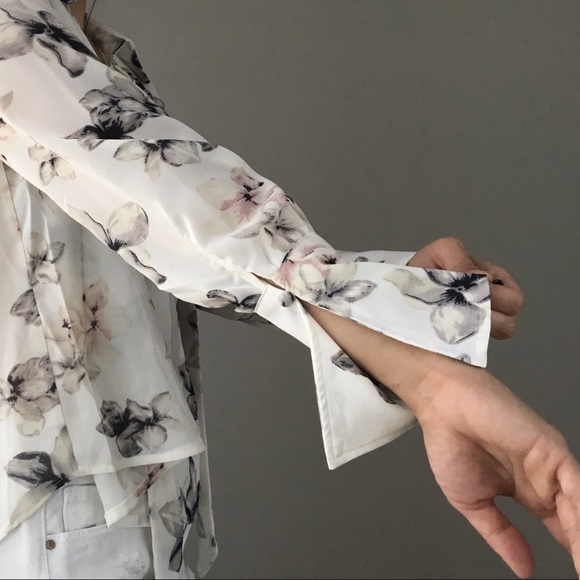 Blair luxe collar with ribbon tie blouse top l1 - Picture 4 of 7